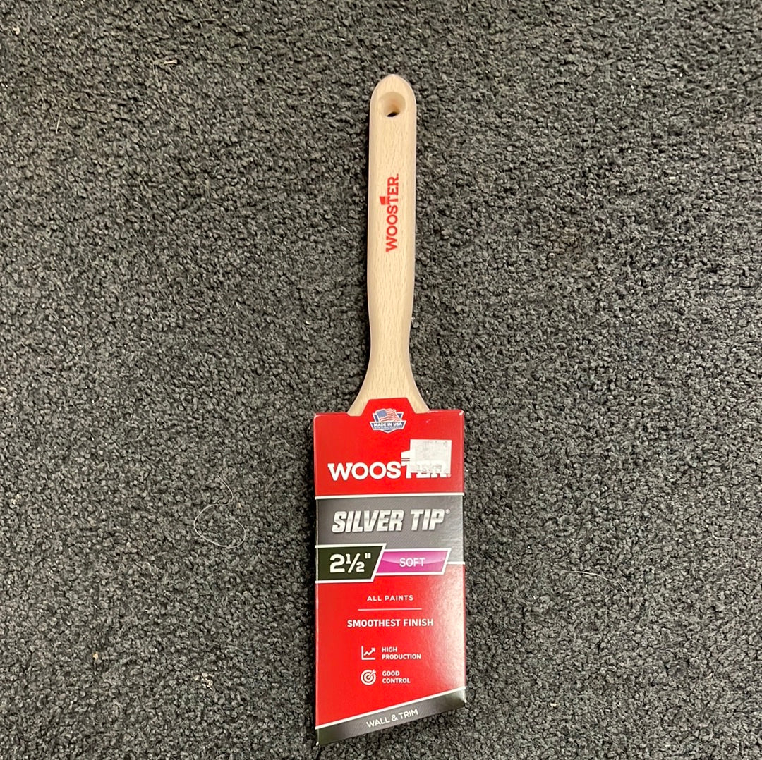 Wooster Silver Tip Soft 2-1/2” brush